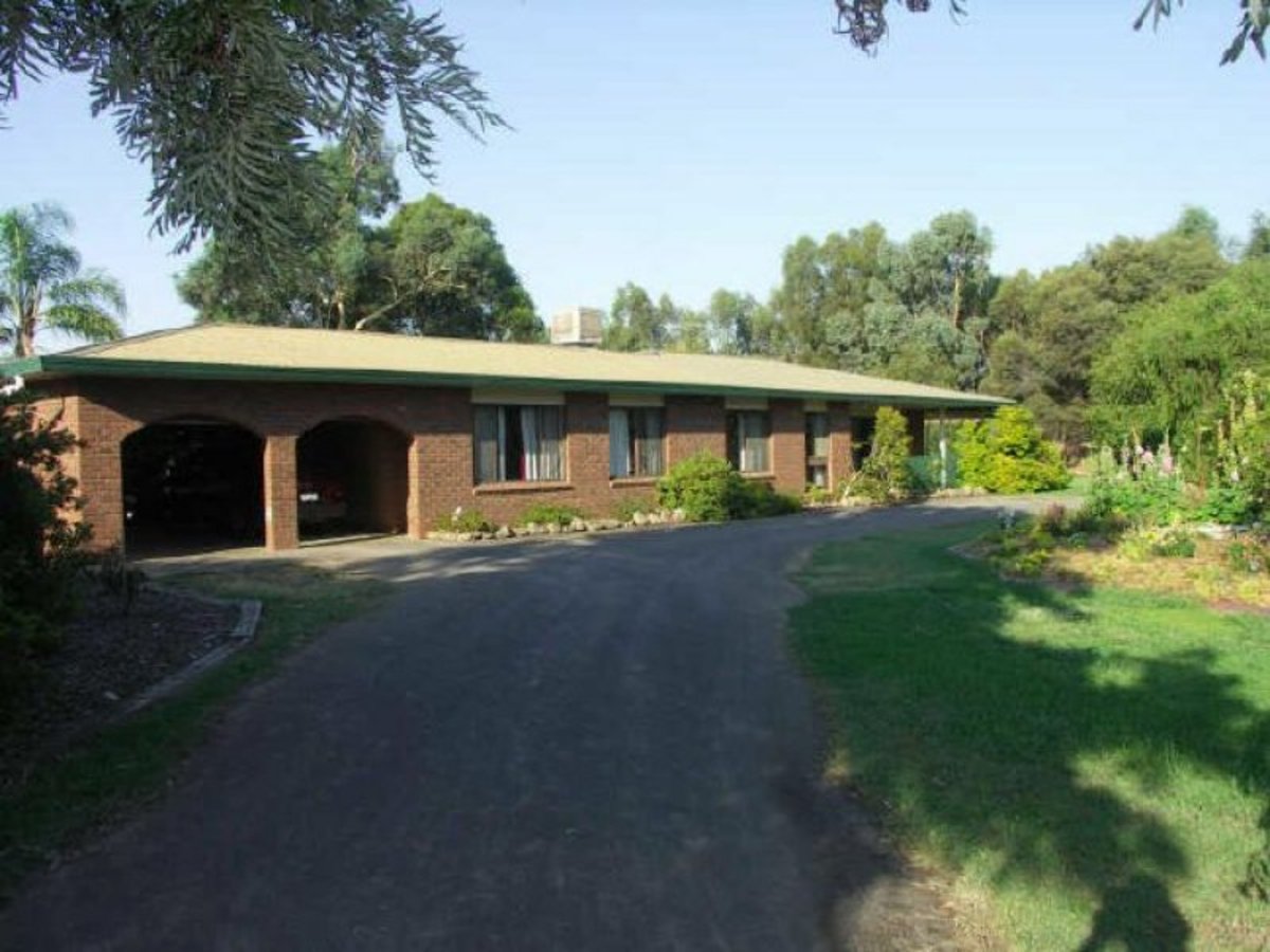 29 Porters Rd, Benalla