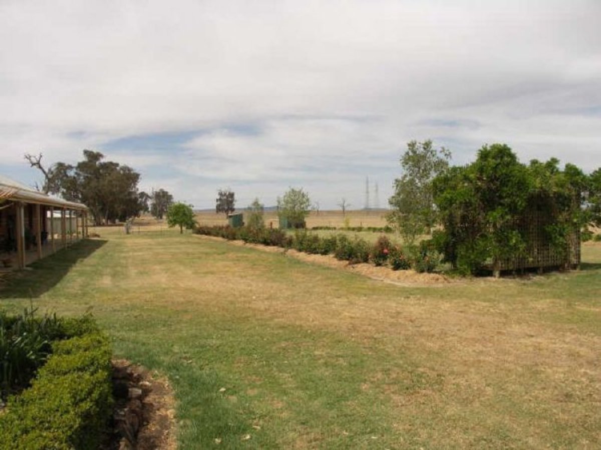 616 Yarrawonga Road, Benalla