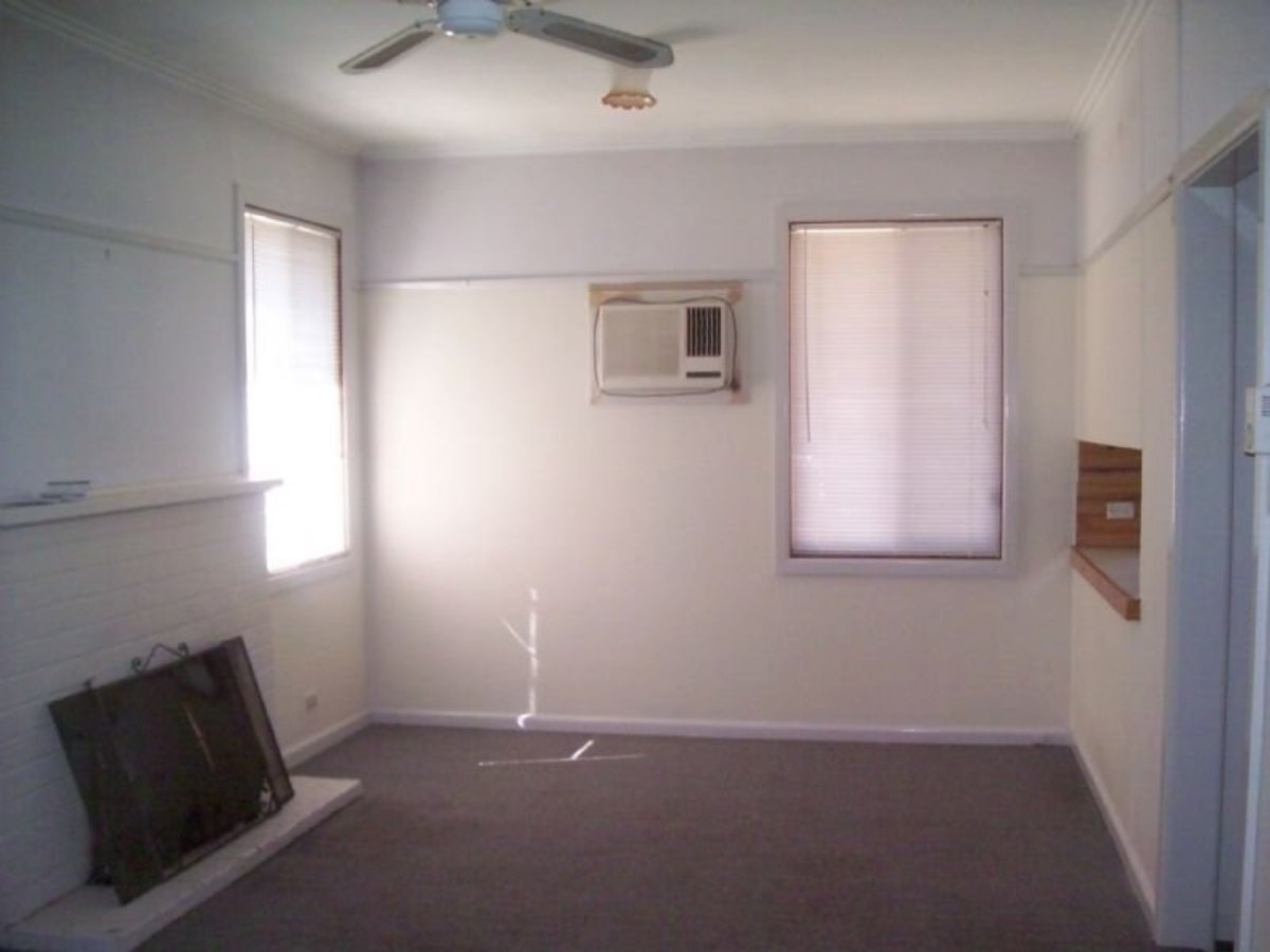 10 Edward, Benalla