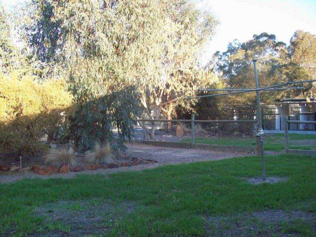 10 Baird Street, Violet Town