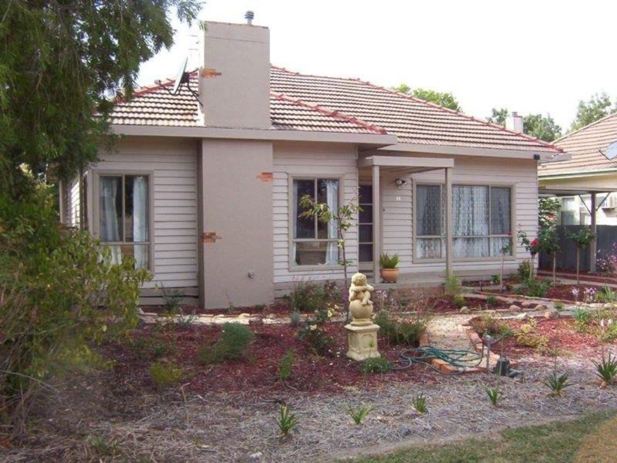 11 Tomkins Parade, Benalla
