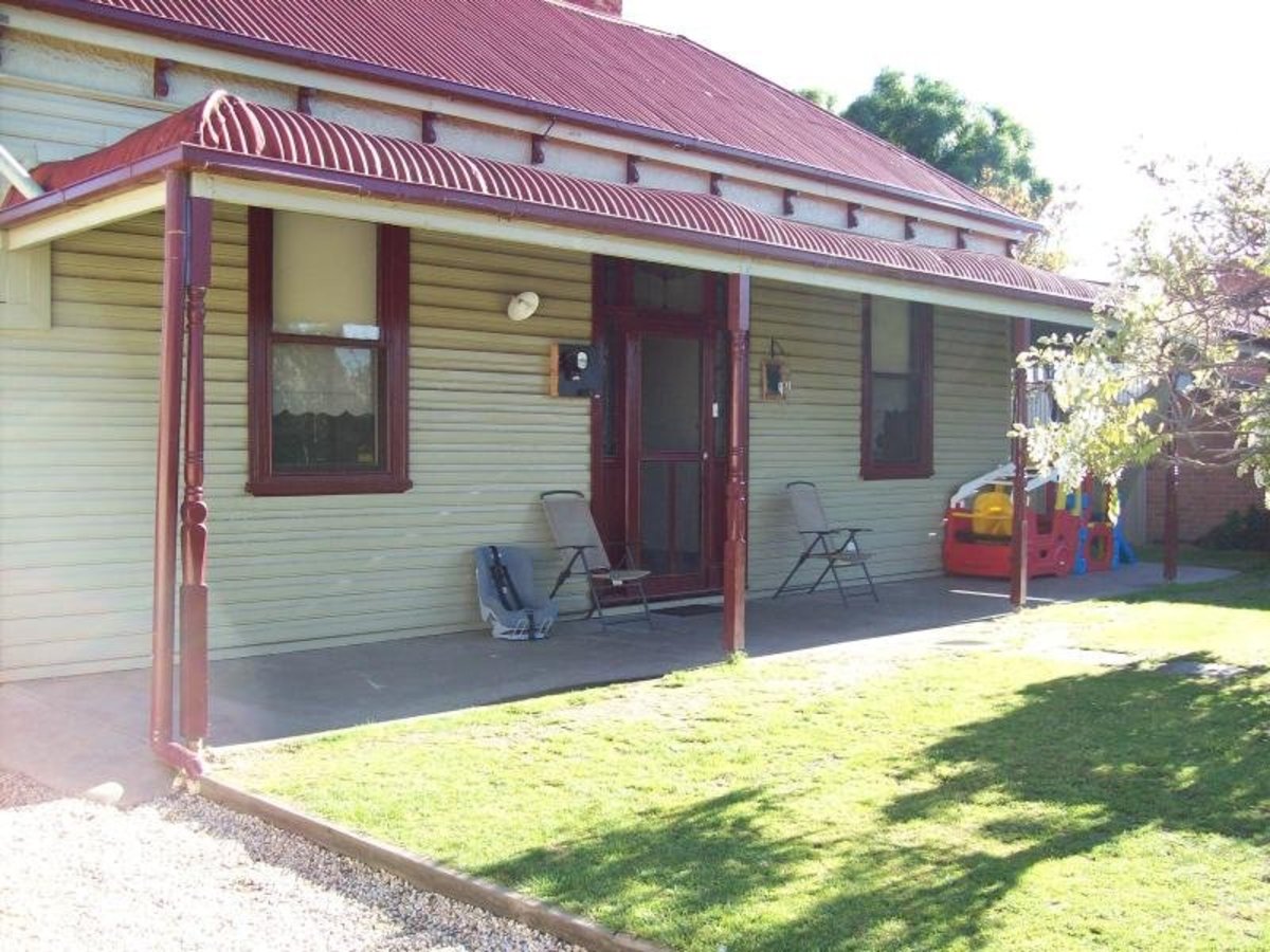 28 Bridge Street, Benalla