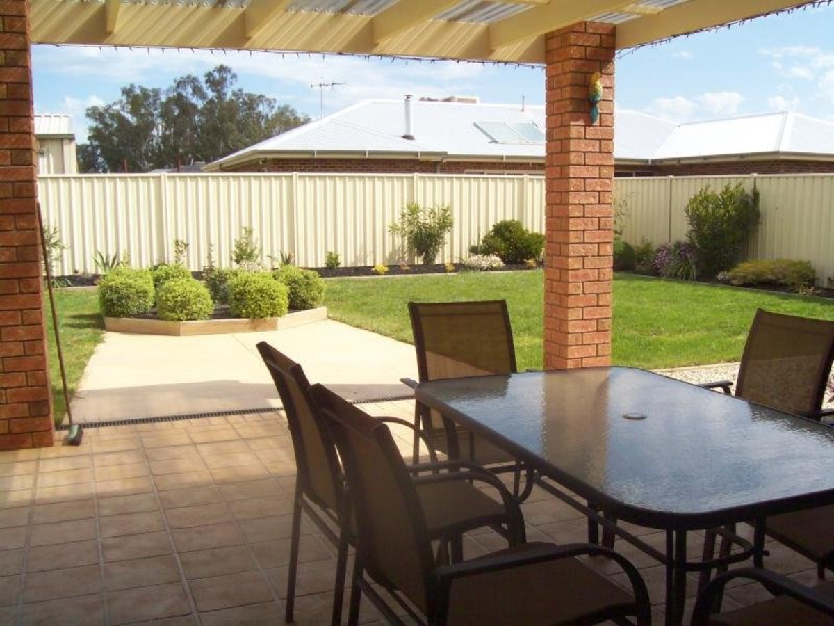13 McNulty Drive, Benalla