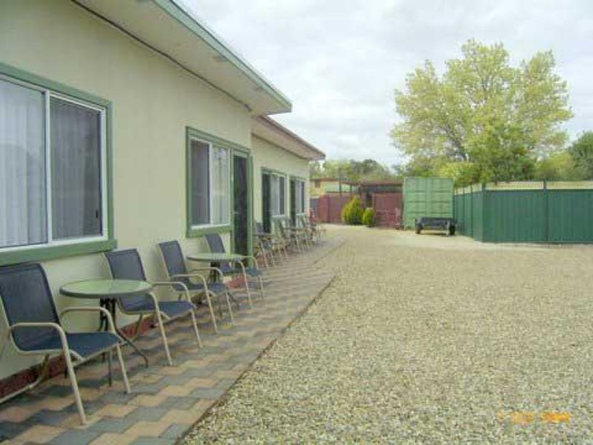 27 Bridge Street, Benalla