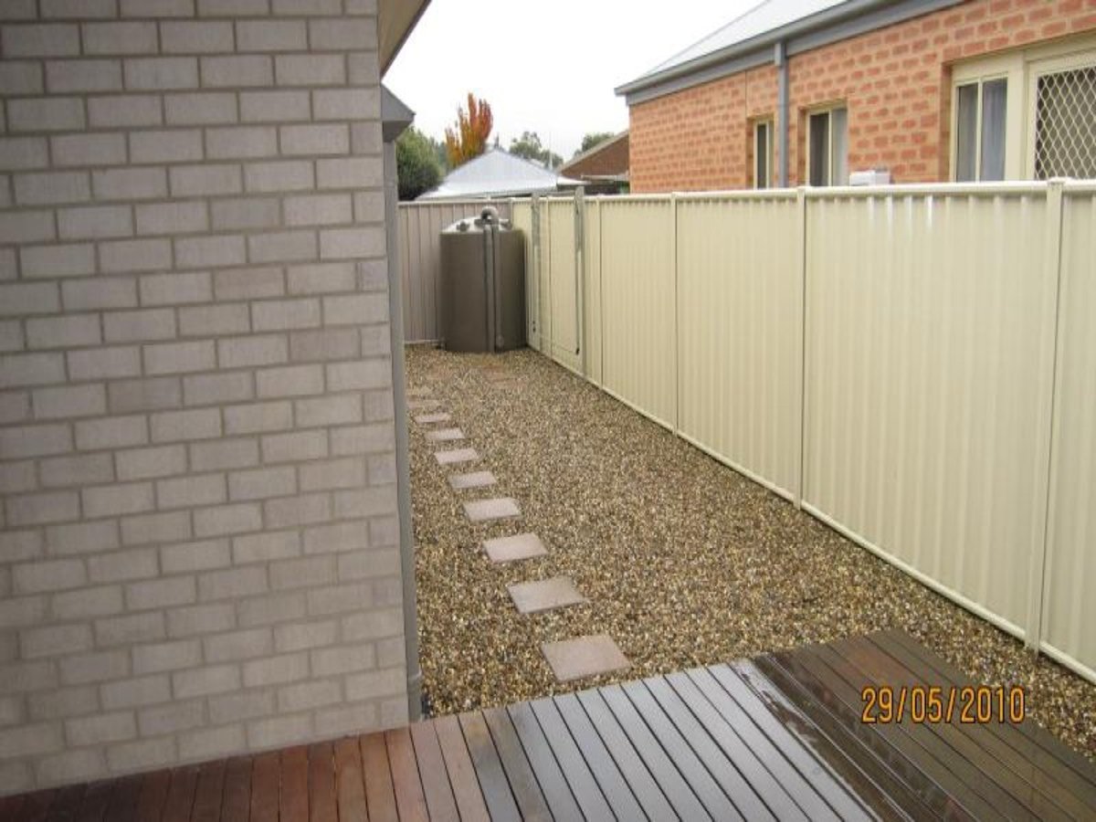1 / 16 Wattletree Grove, Benalla