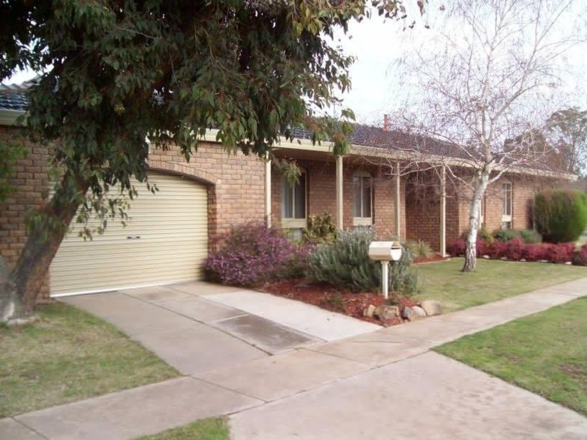 29 Monds Avenue, Benalla