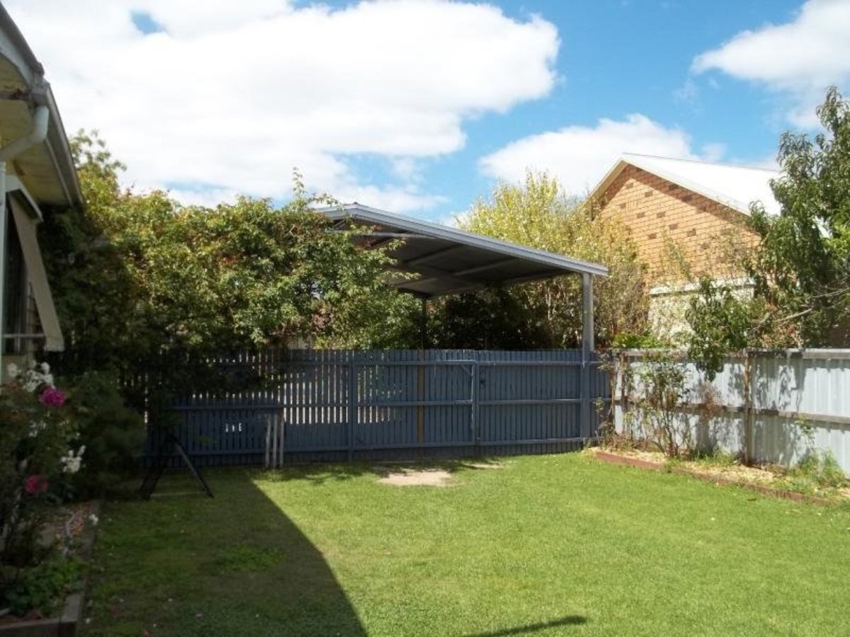 69 Coish Avenue, Benalla