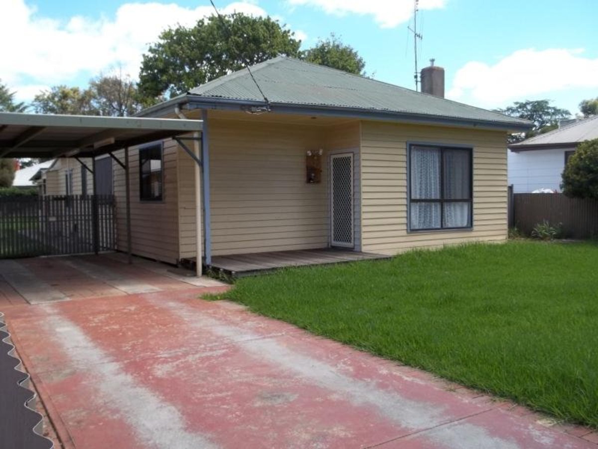 19 Commercial Road, Benalla