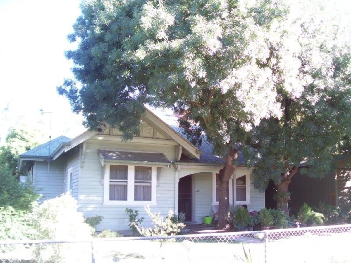 15 Primrose Street, Violet Town