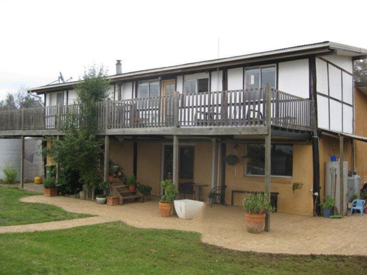 679 Winton-Lurg Road, Lurg