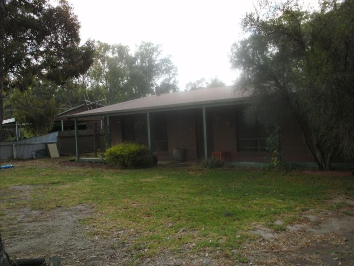14 Hurt Street, Violet Town