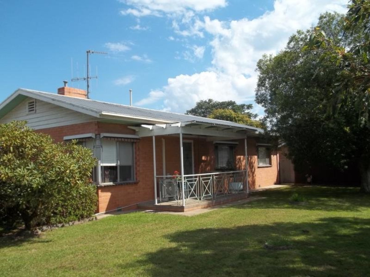 72 Clarke Street, Benalla