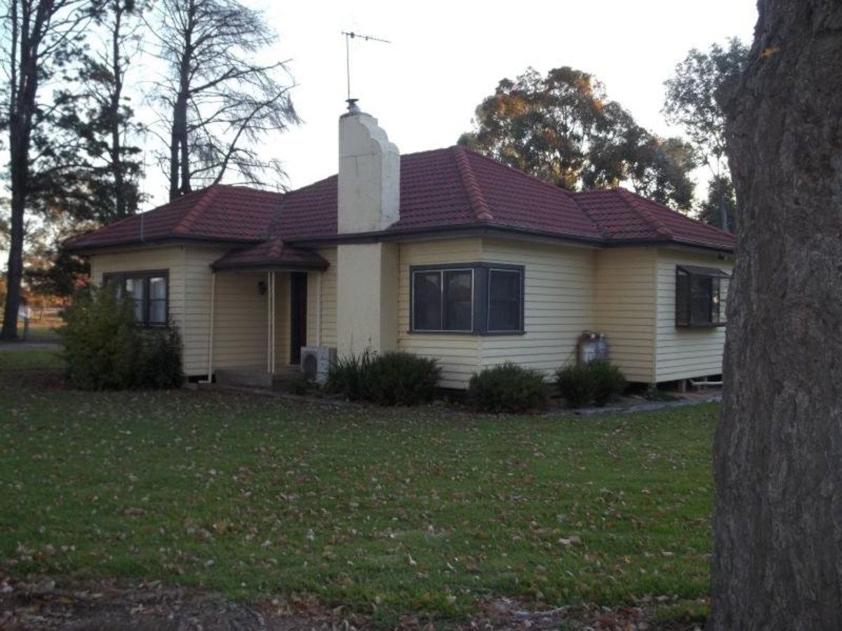 1322 Tatong Road, Tatong