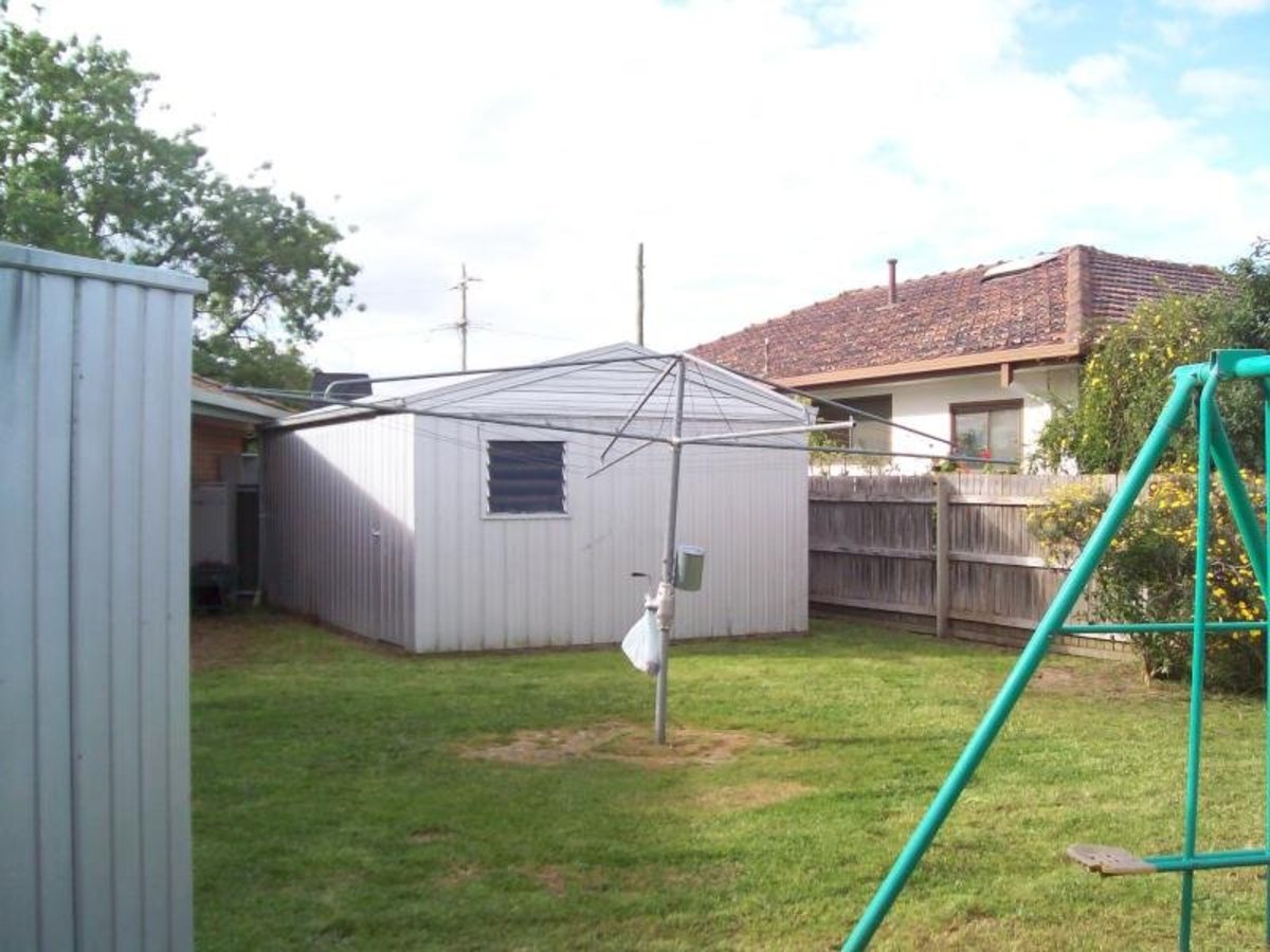 14 Cook Street, Benalla