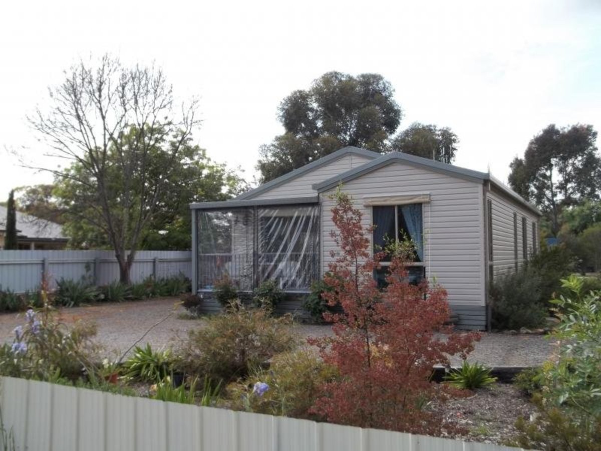 67 Hurt Street, Violet Town