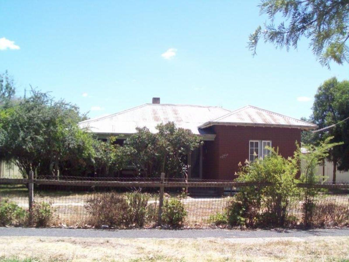 20 Deas Street, Benalla
