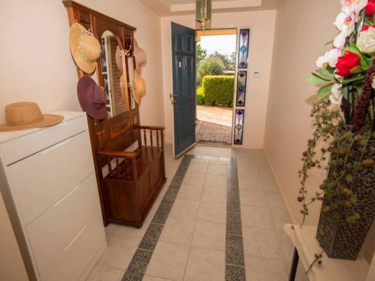 28 Noarana Drive, Benalla