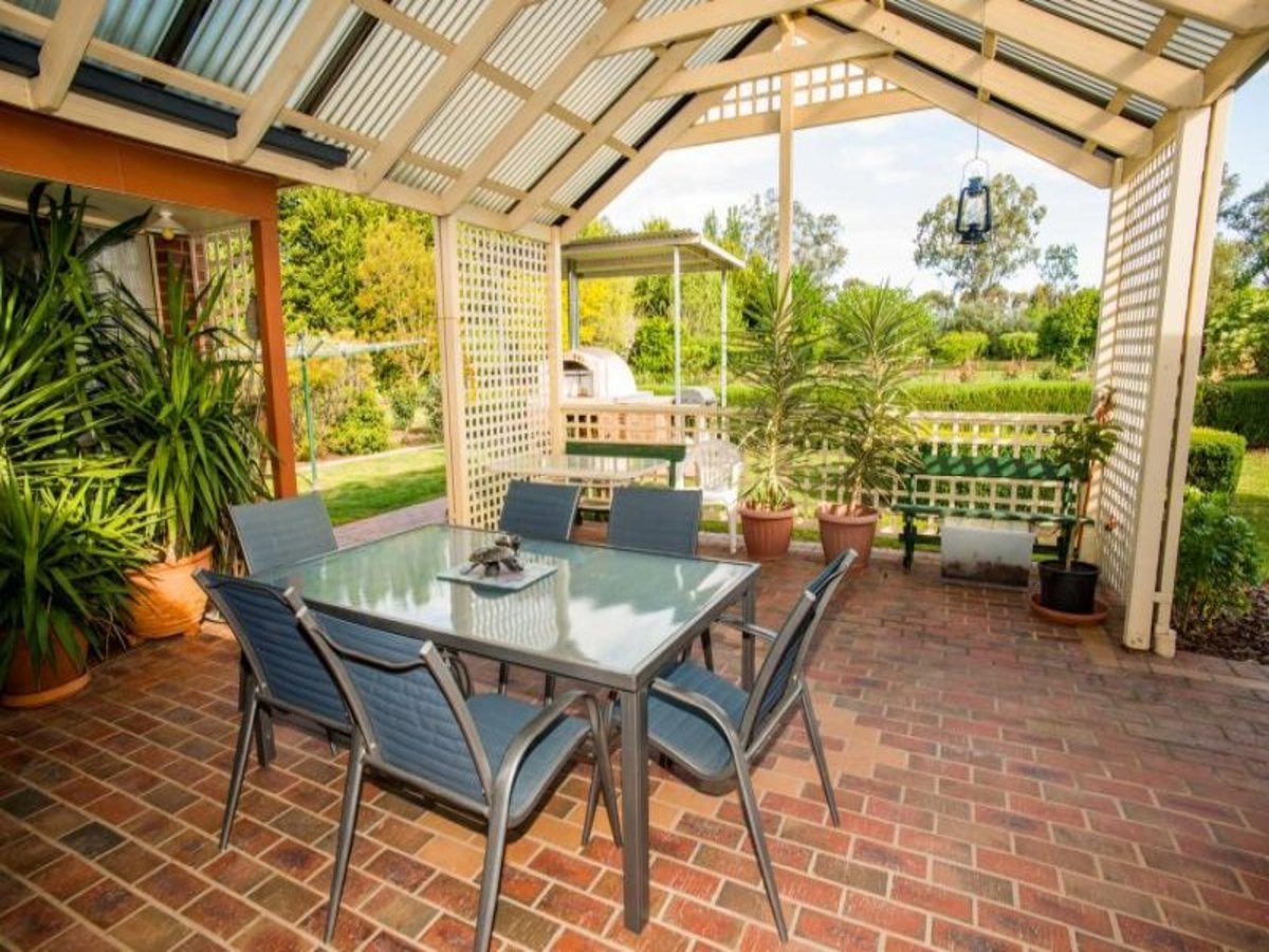 28 Noarana Drive, Benalla