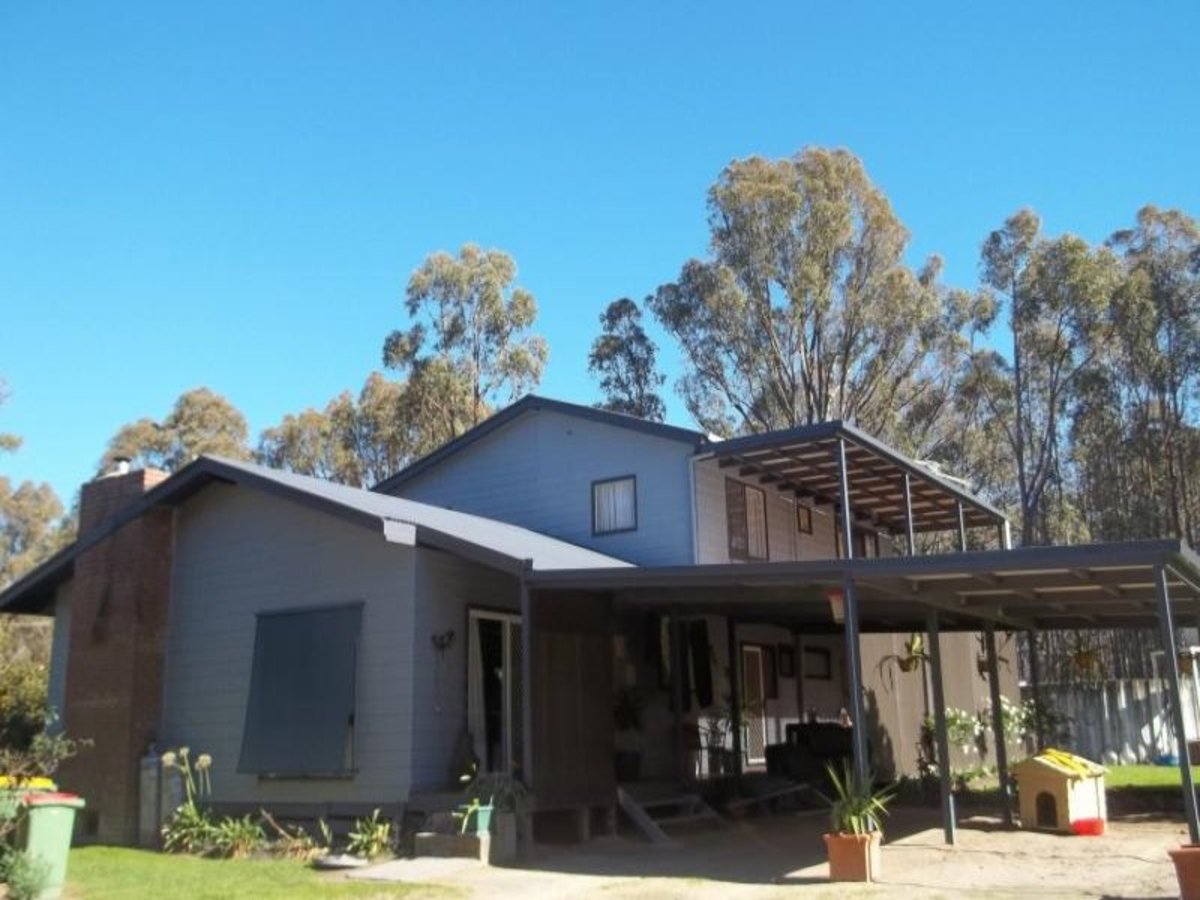 137 Tulley Road, Lima