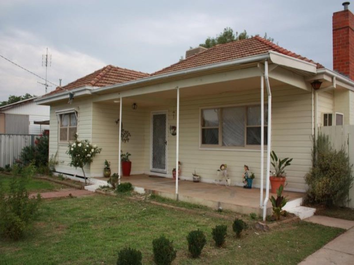 87 Waller Street, Benalla