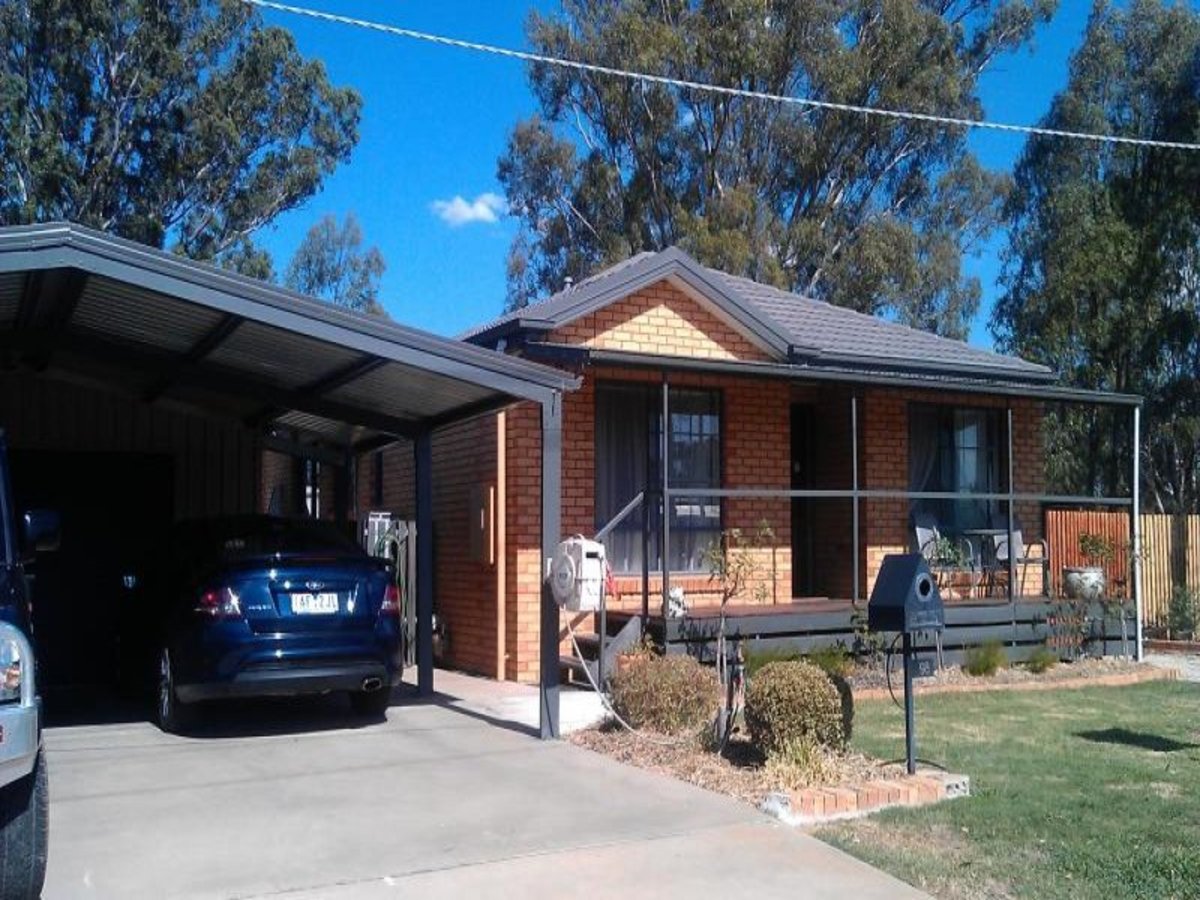 98 Faithfull Street, Benalla