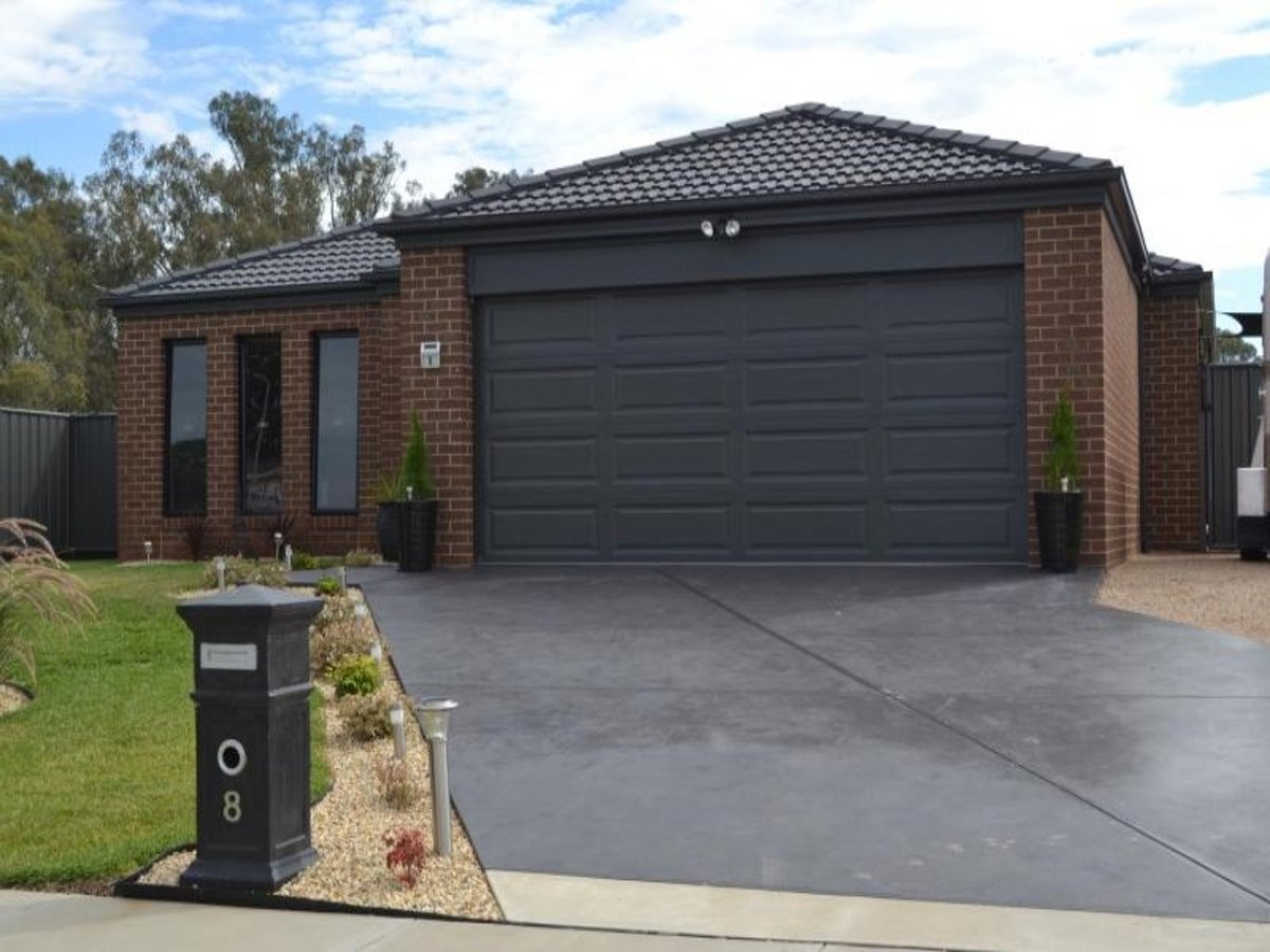 8 Stapleton Court, Benalla