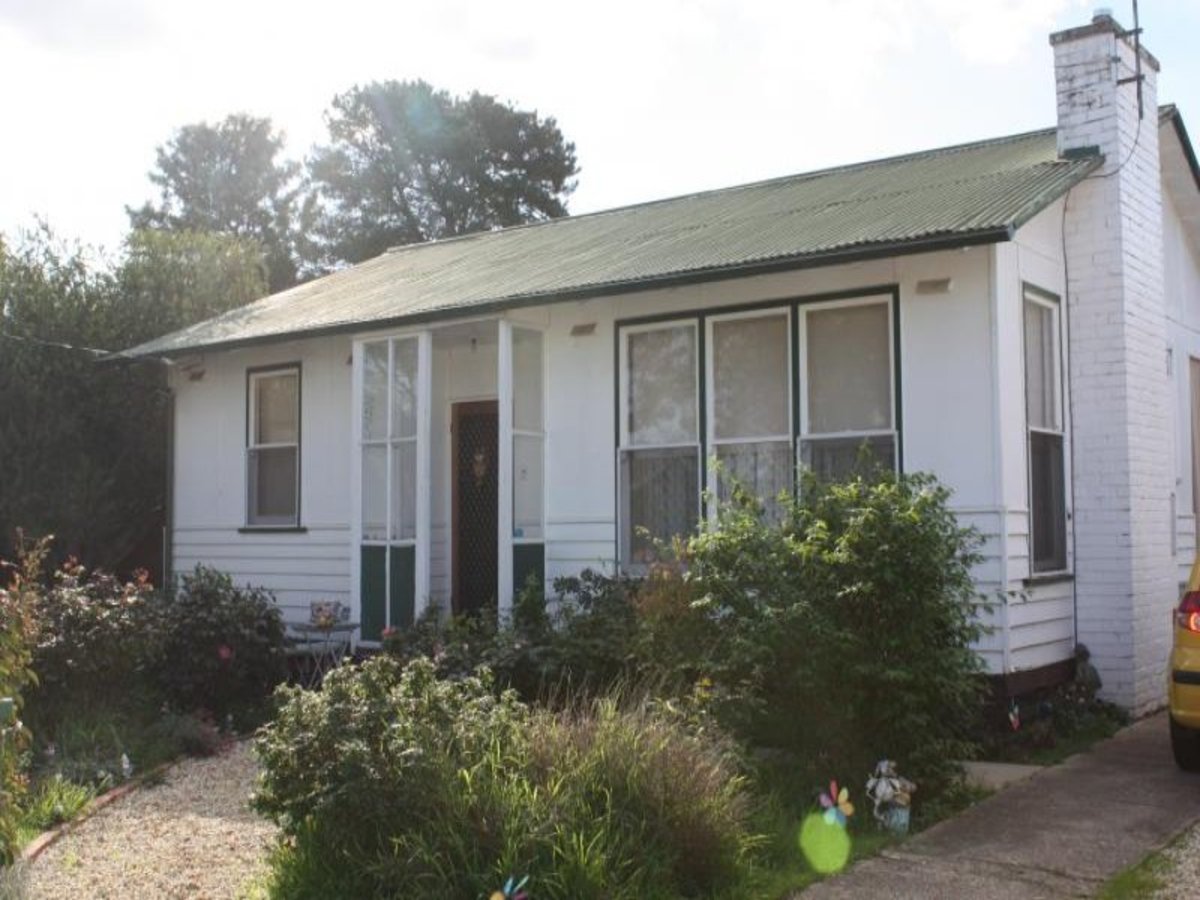 31 Meadows Avenue, Benalla