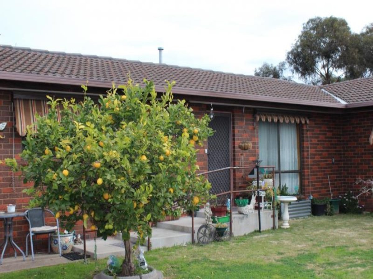 2 / 40 Monds Avenue, Benalla