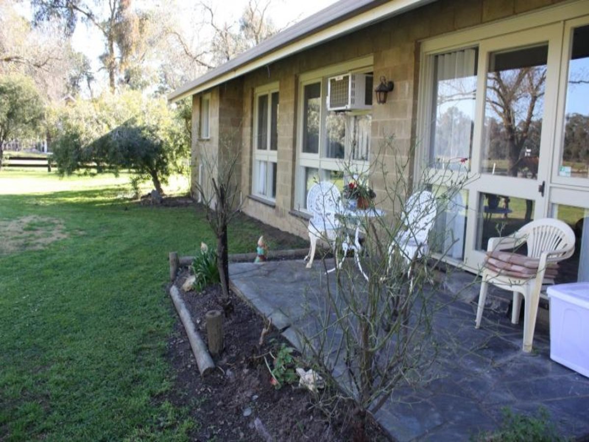 27 Moore Street, Baddaginnie