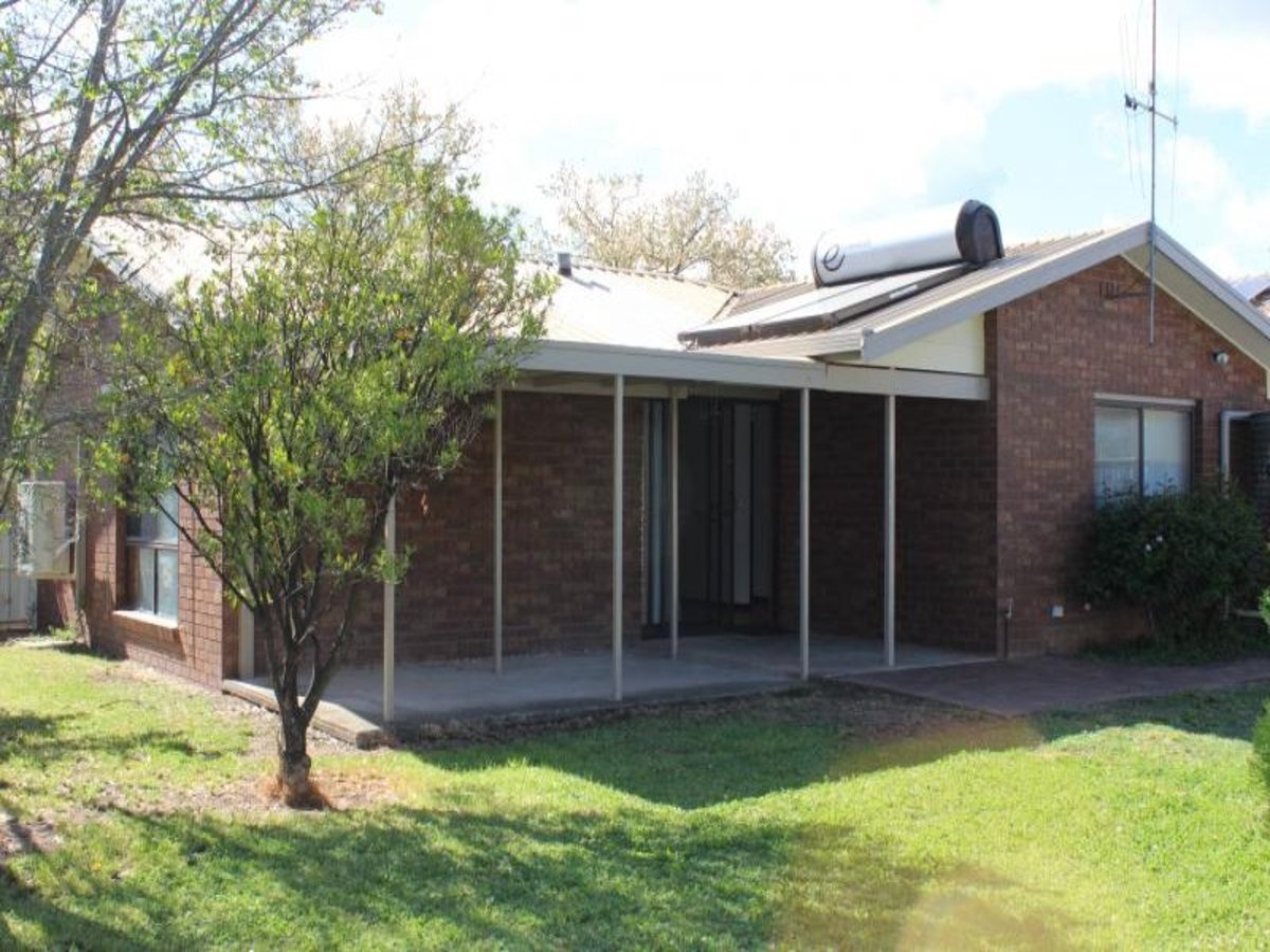 6 Arundel Street, Benalla