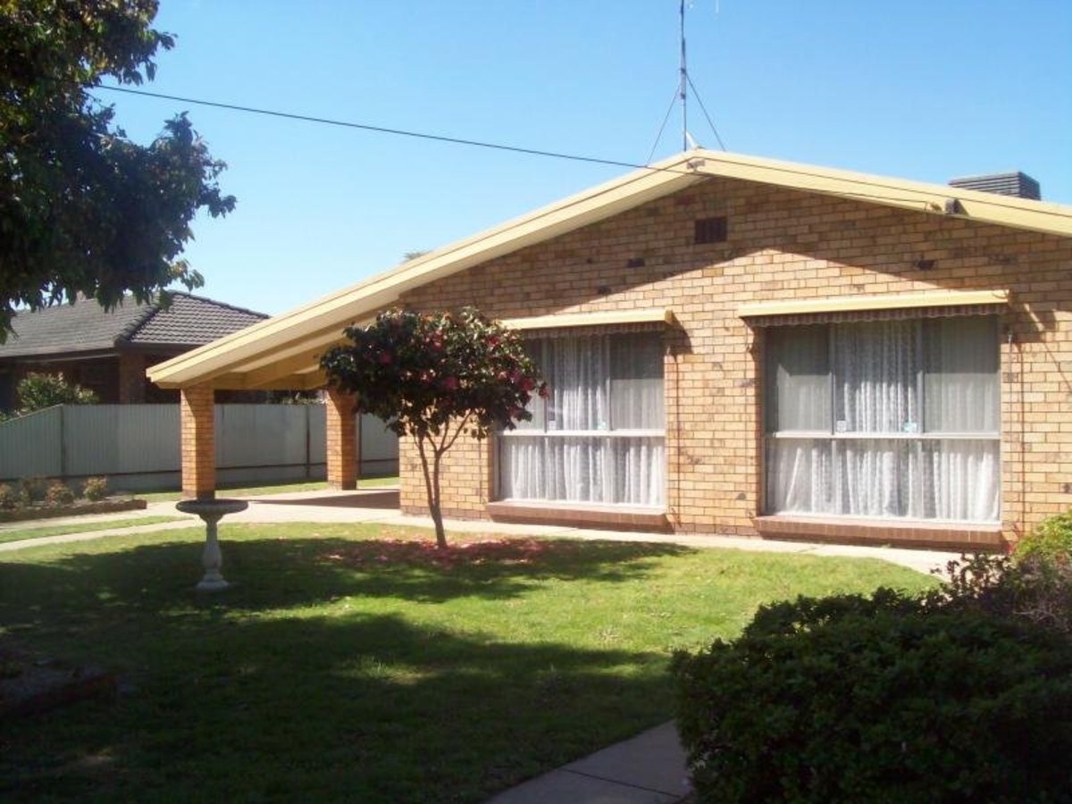 6 Cook Street, Benalla