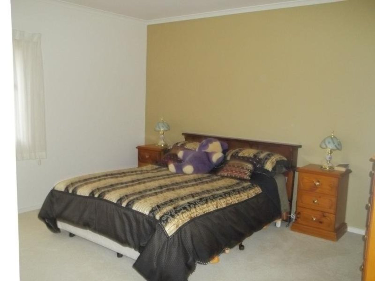 3 / 4 Moore Street, Benalla