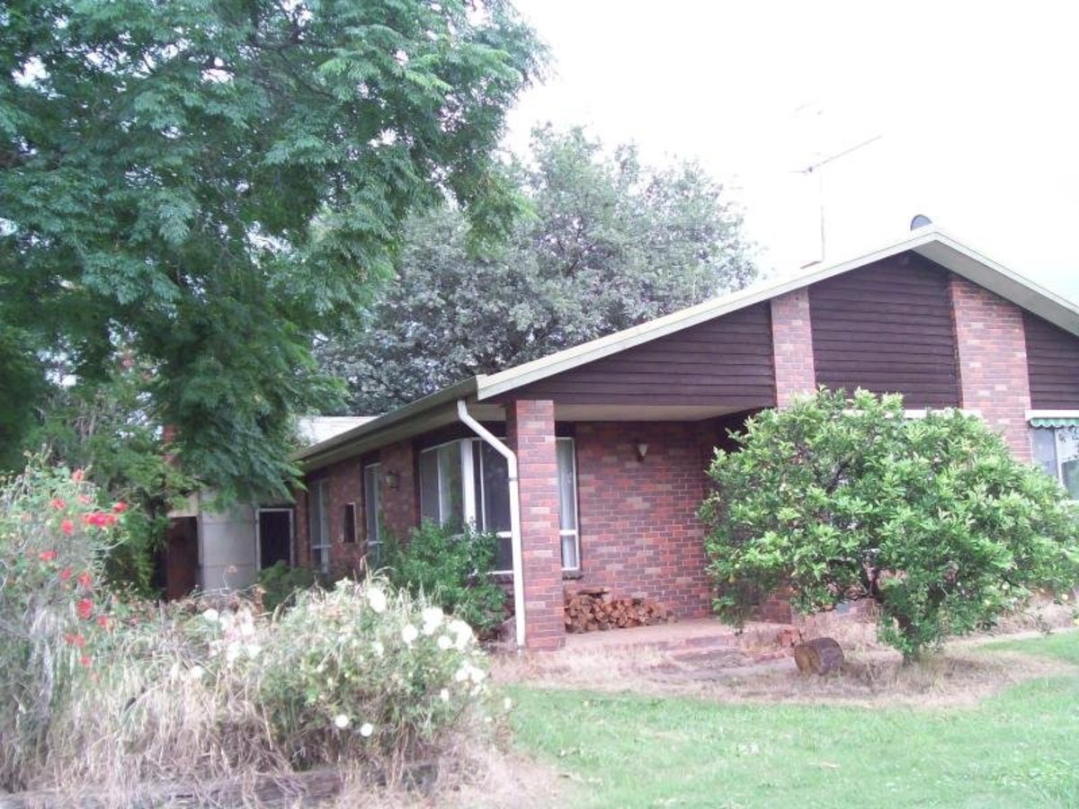 52 Sessions Road, Benalla