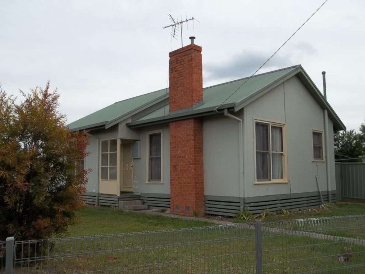 43 Cook Street, Benalla