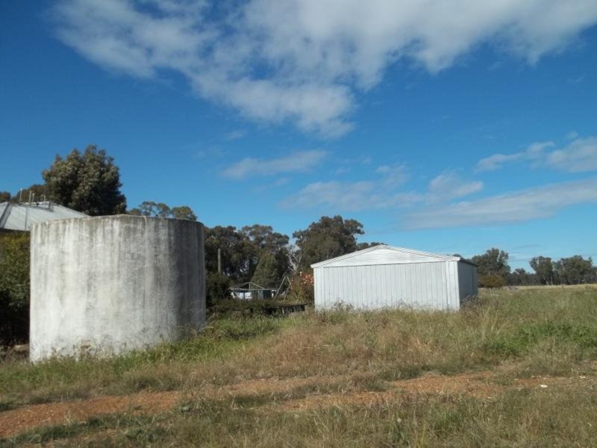 1095 Olivers Road, Yundool
