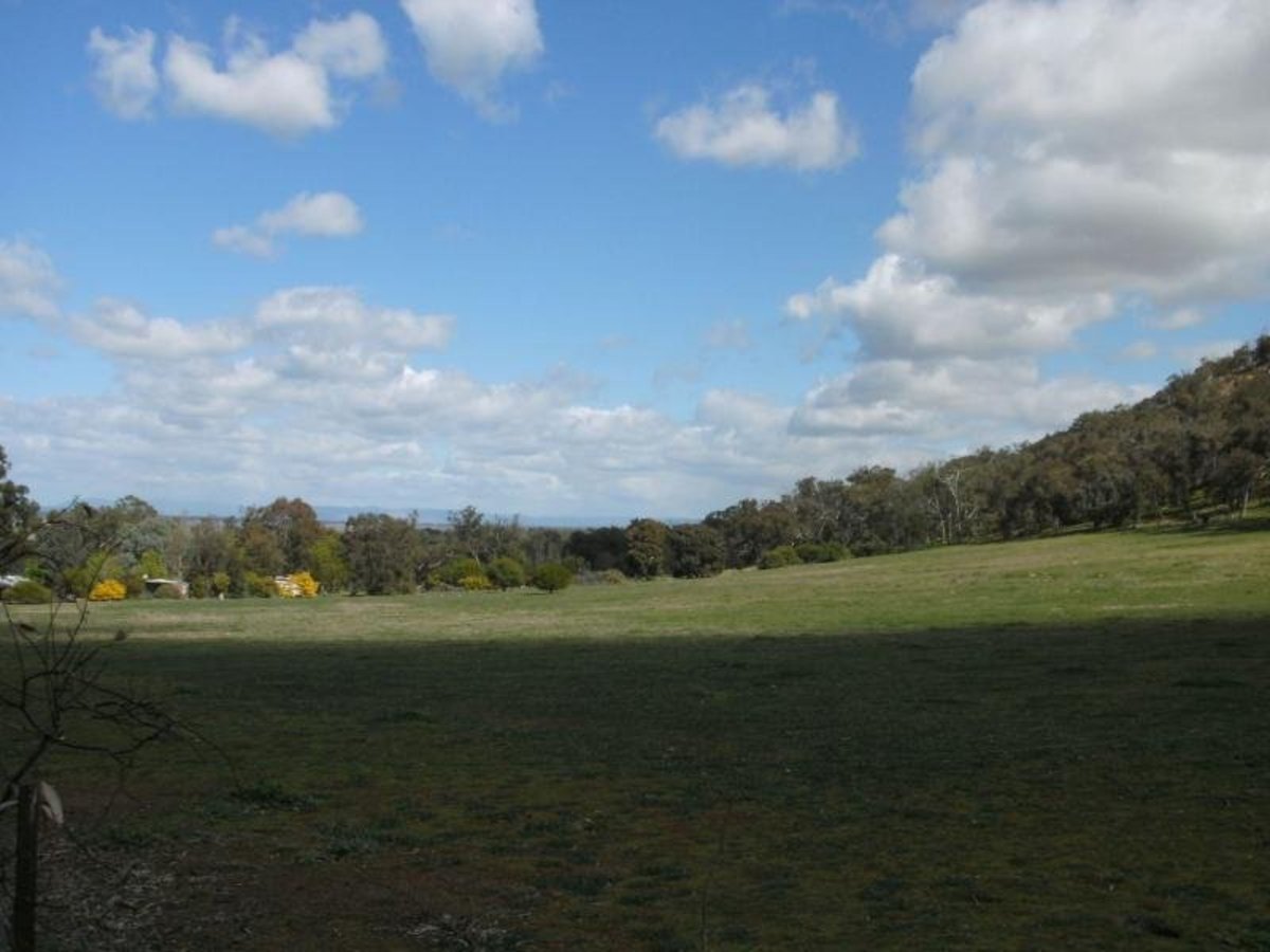 871 Lake Mokoan Road, Chesney Vale