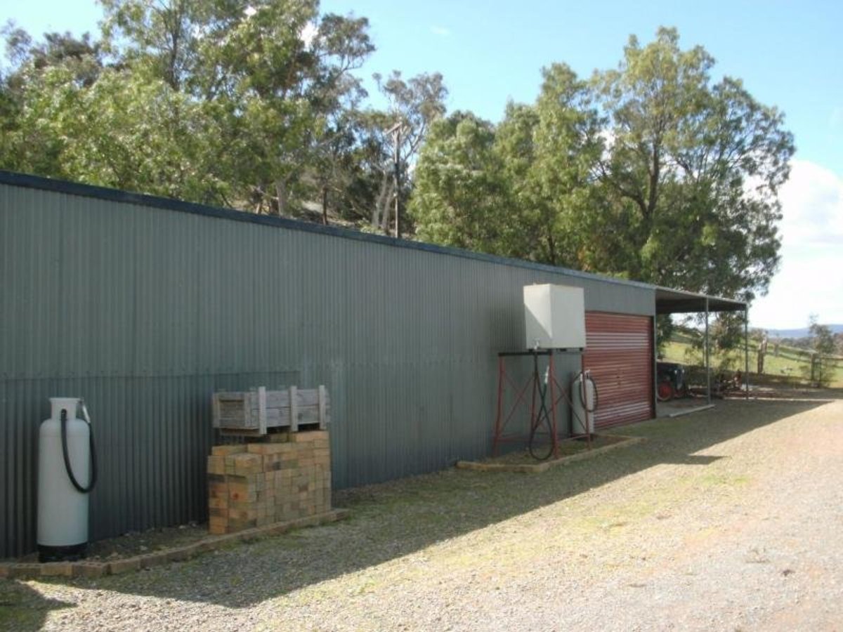 871 Lake Mokoan Road, Chesney Vale