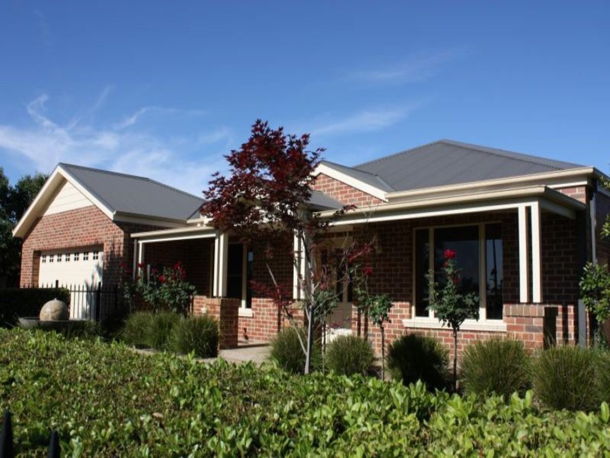 19 Olivers Road, Benalla