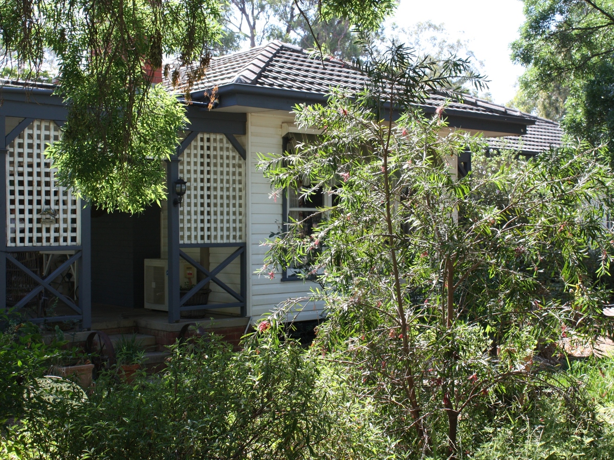1542 Dookie Devenish Road, Devenish