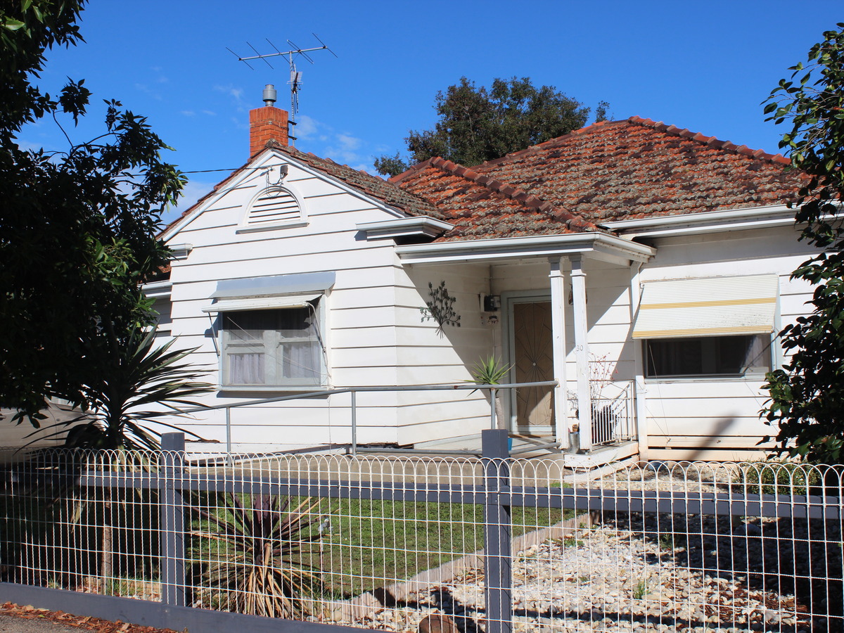 30 Mackellar Street, Benalla