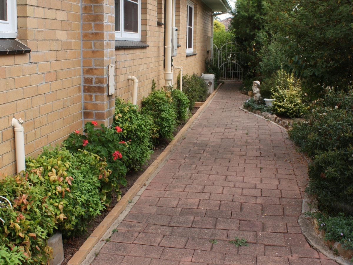 10 Amos Avenue, Benalla