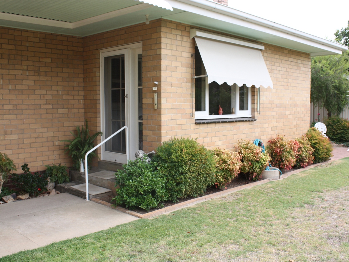 10 Amos Avenue, Benalla