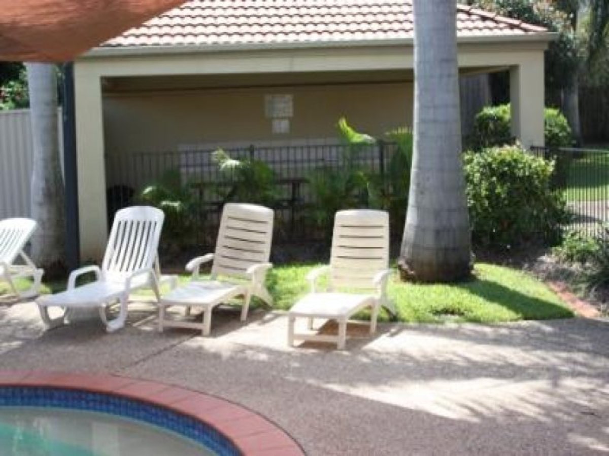 28 30 Warrigal Rd, Eight Mile Plains