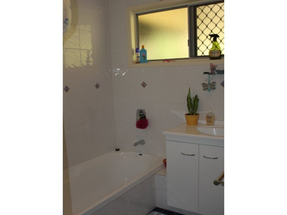35 Louise St, Underwood