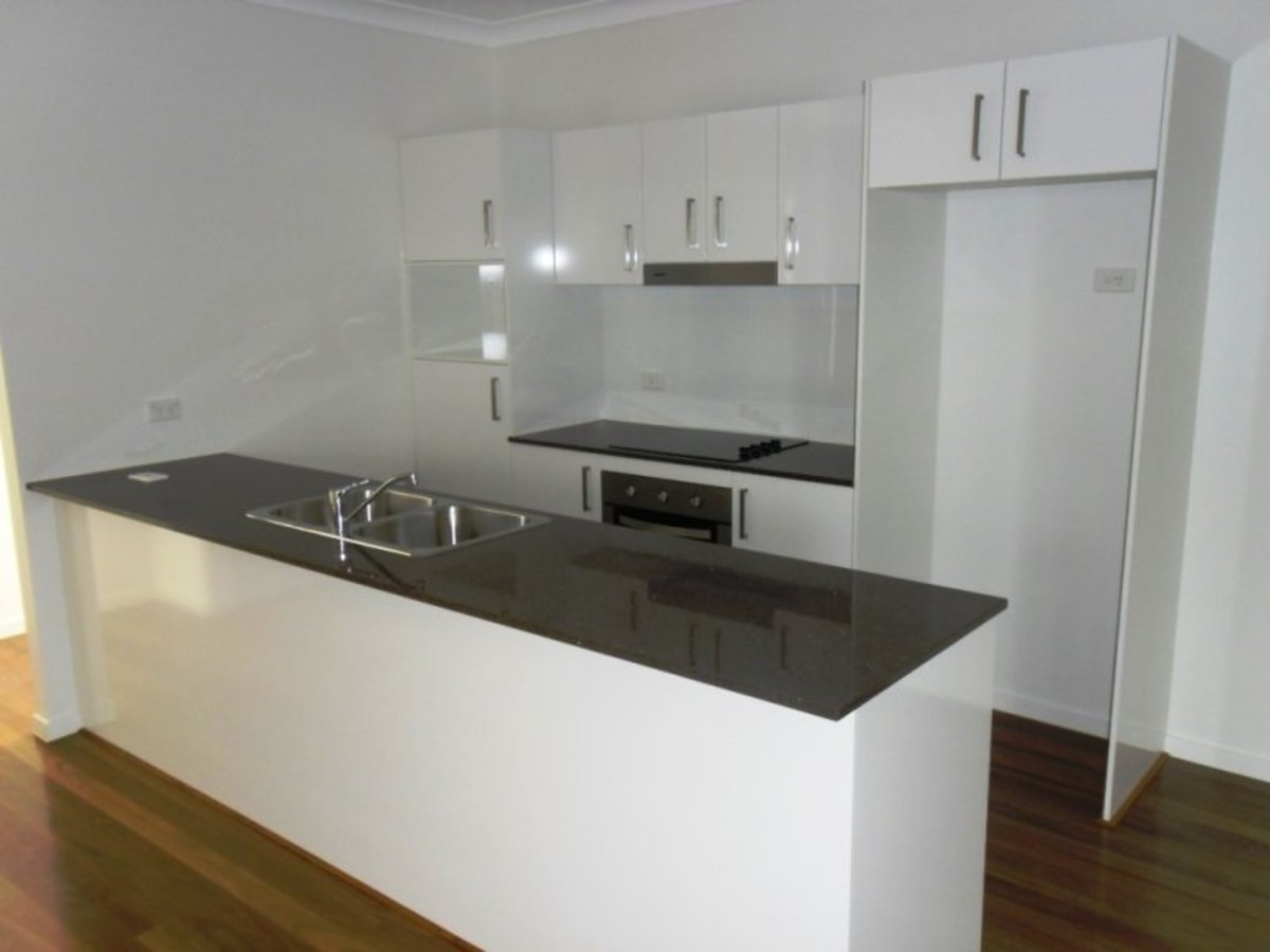 5 / 16 Hartigan Close, Belmont