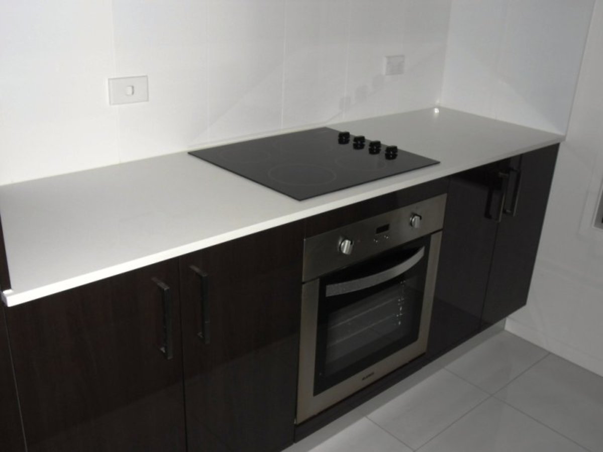 11 / 16 Hartingan Close, Belmont
