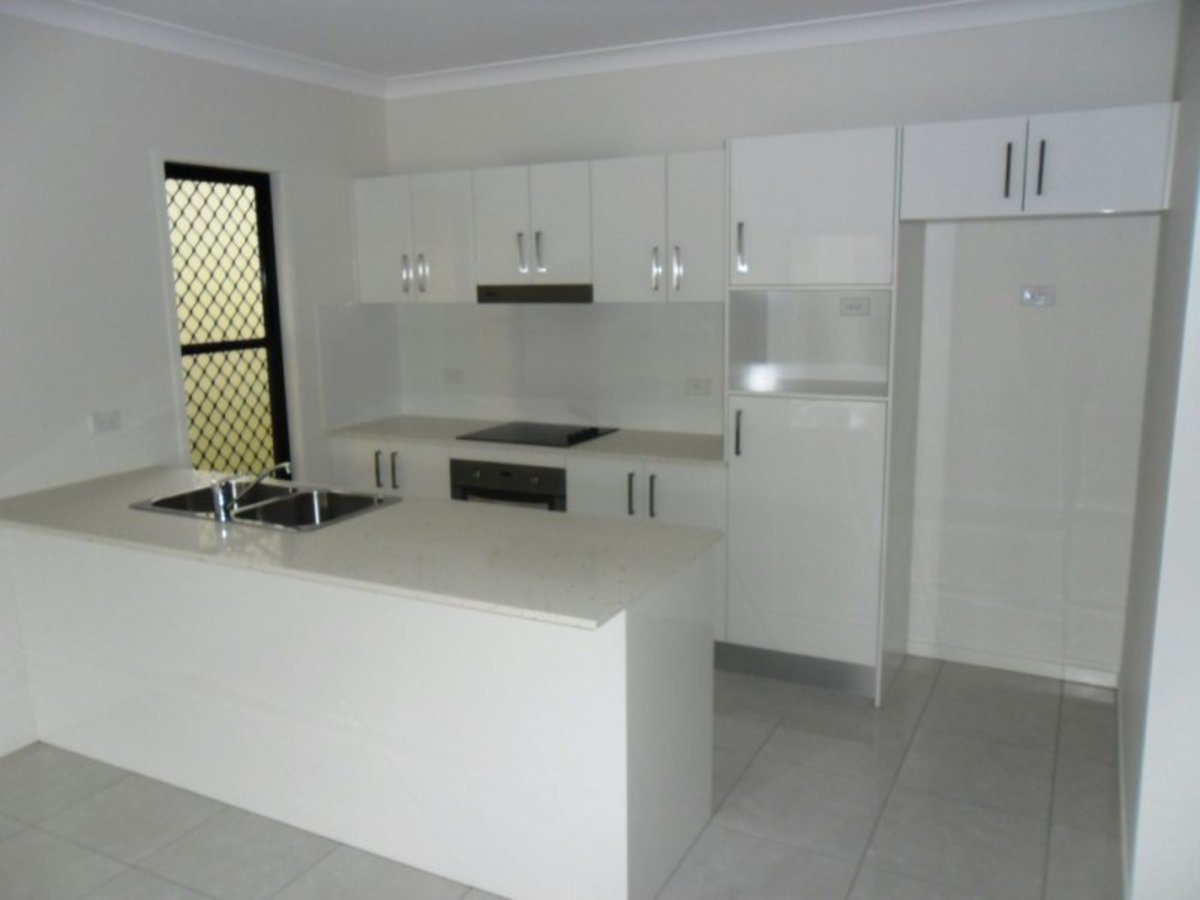 12 / 16 Hartigan St, Belmont