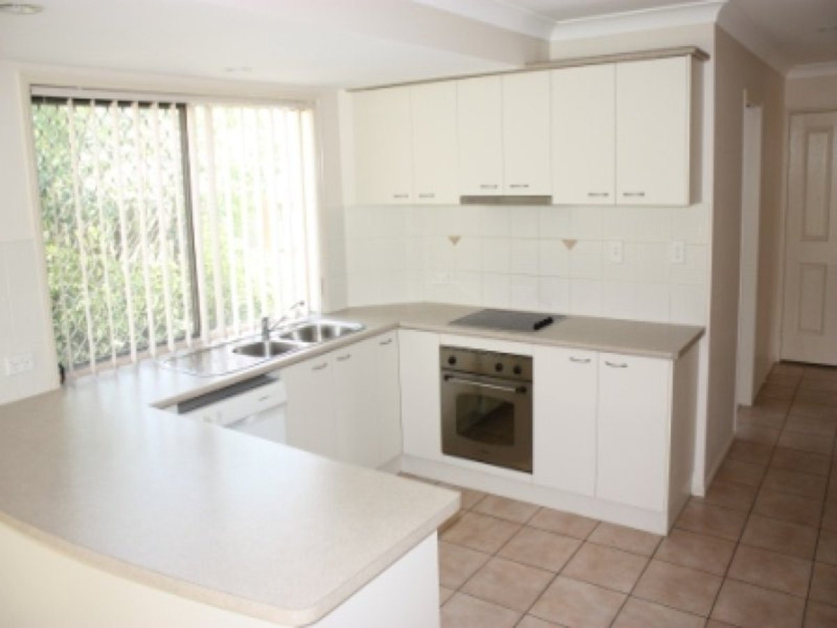 53 Lichfield Place , Parkinson