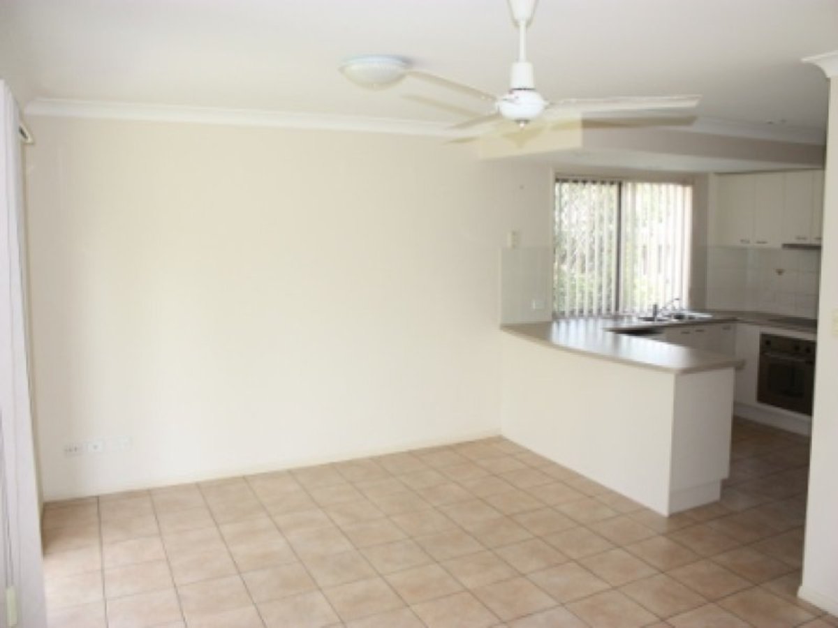 53 Lichfield Place , Parkinson