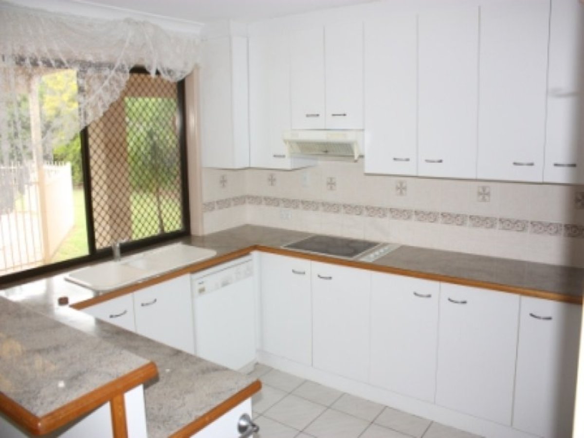 1 Mooloo Crt , Shailer Park